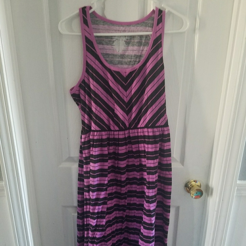 Juniors large purple and black casual dress